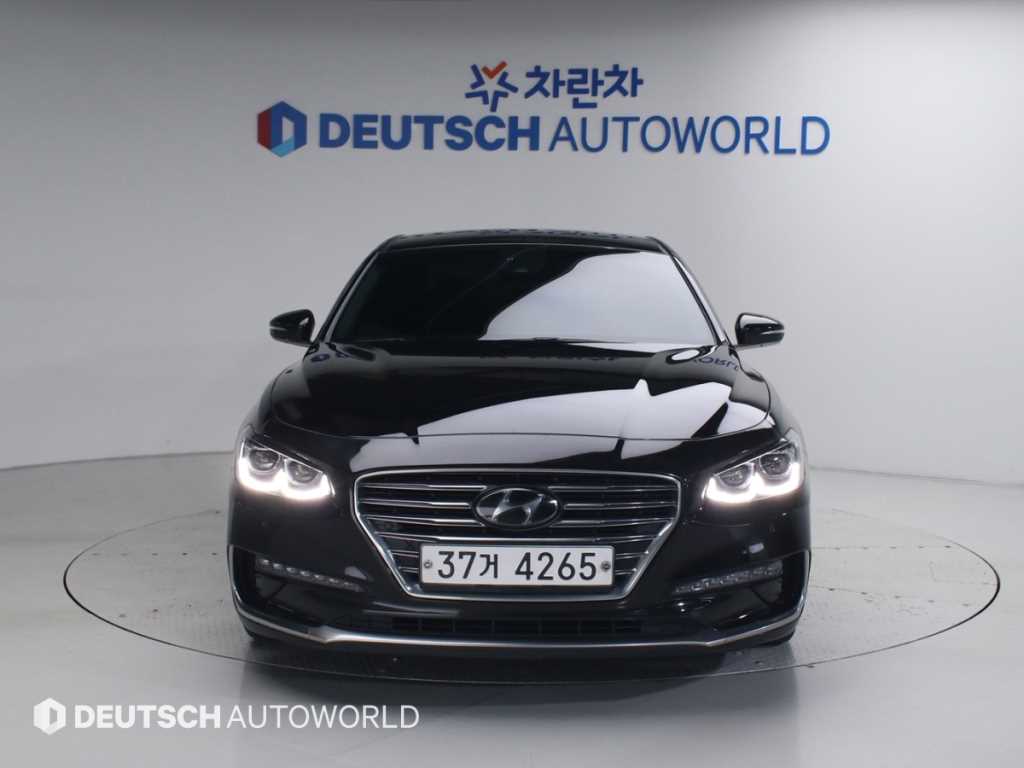 HYUNDAI Grandeur - Vista 3