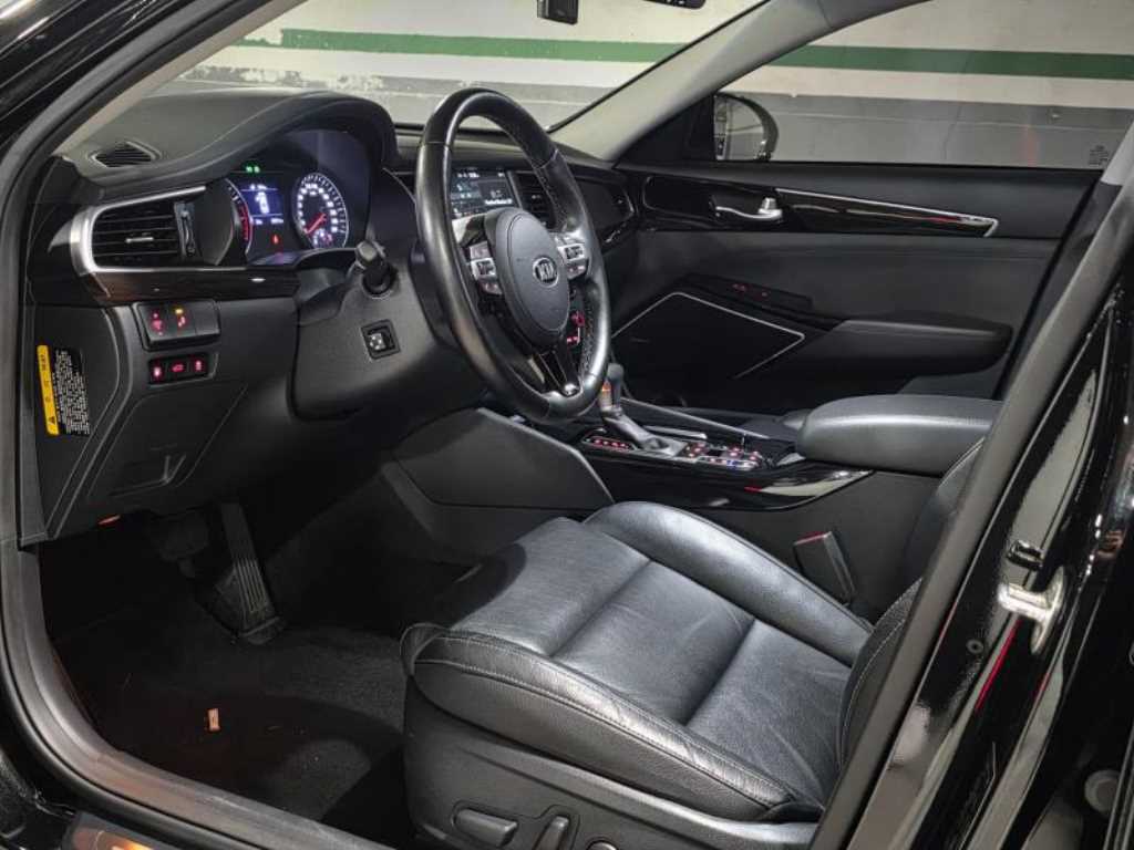 KIA K7 - Vista 9