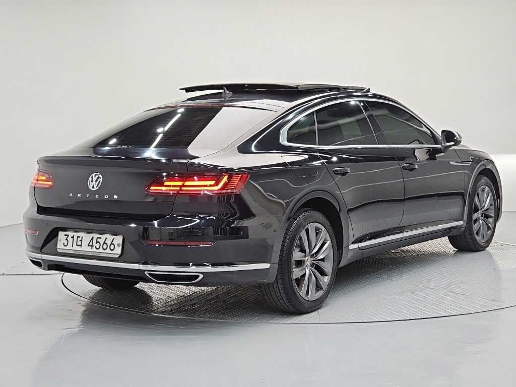 Volkswagen Arteon - Vista 4