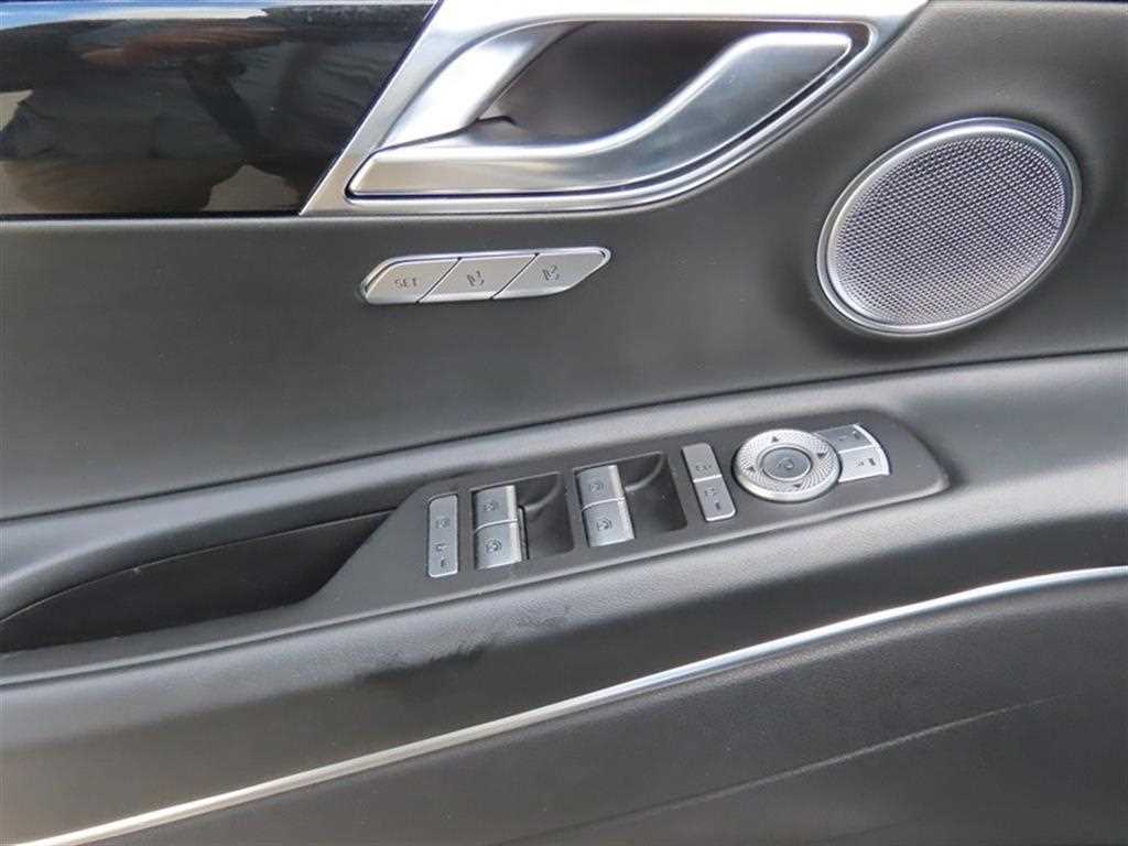 Genesis GV80 - Vista 7