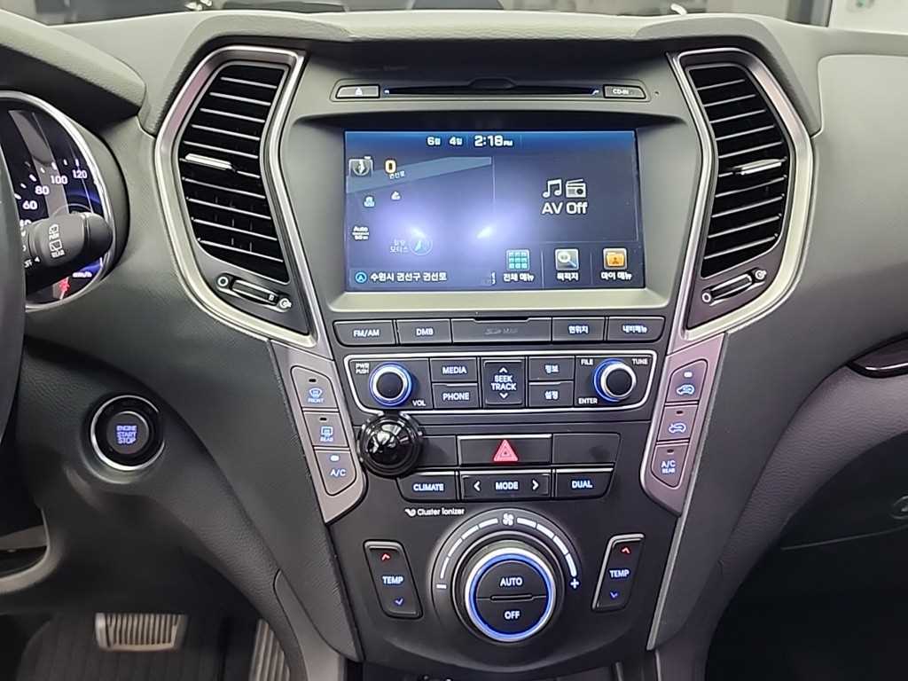 HYUNDAI Santa Fe - Vista 10