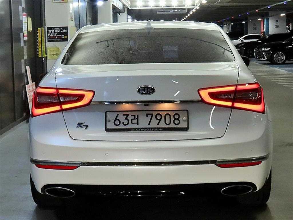 KIA K7 - Vista 5