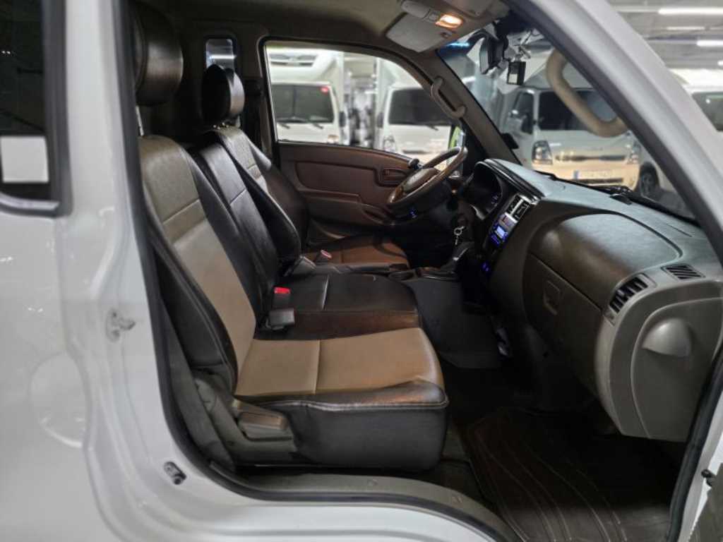 Small Truck Top_Powergate 2020 Blanco - Importación desde Corea - HF Imports Iquique - Foto 19