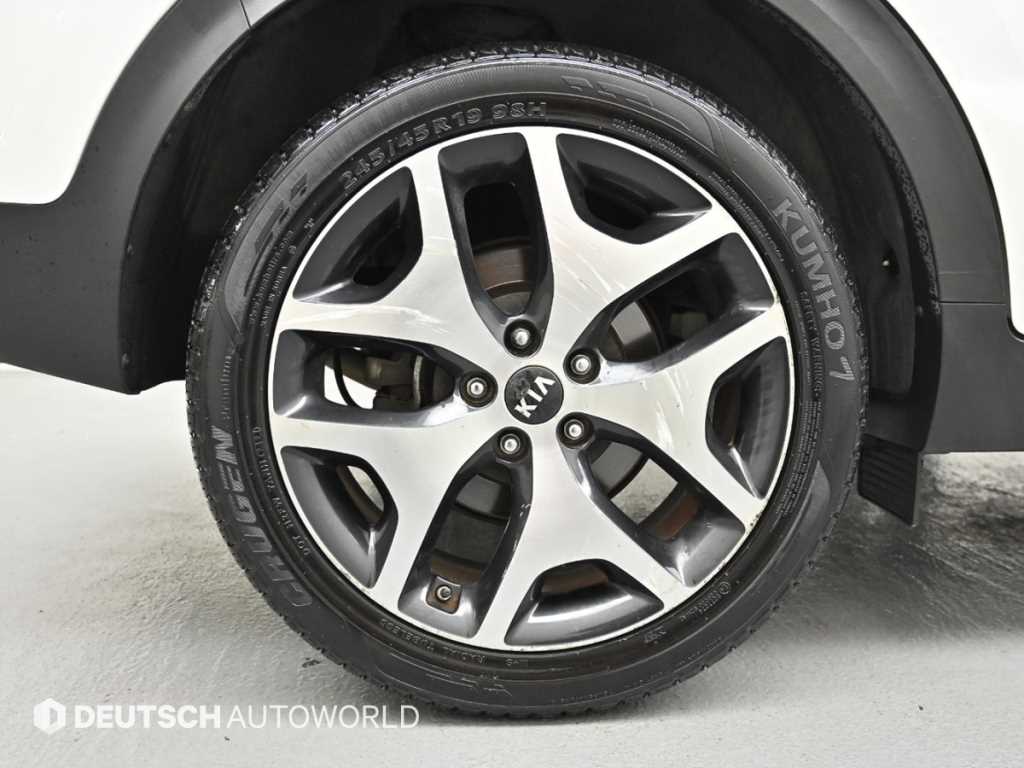 KIA Sportage - Vista 5