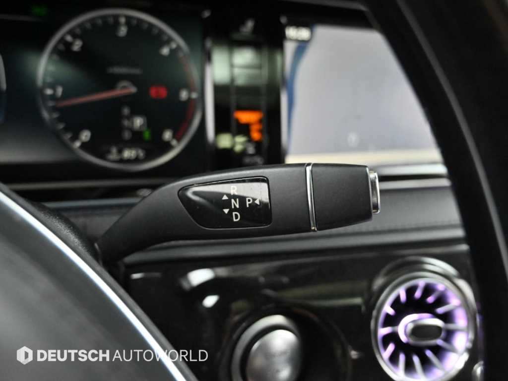 Mercedes Benz S Class - Vista 9