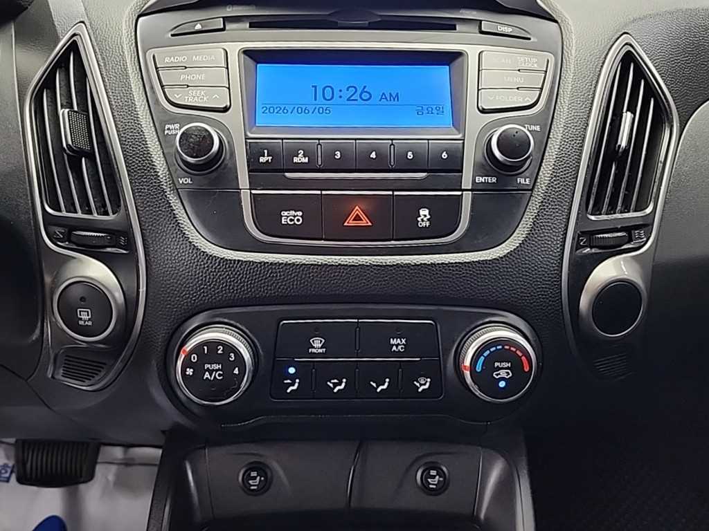 HYUNDAI Tucson - Vista 10