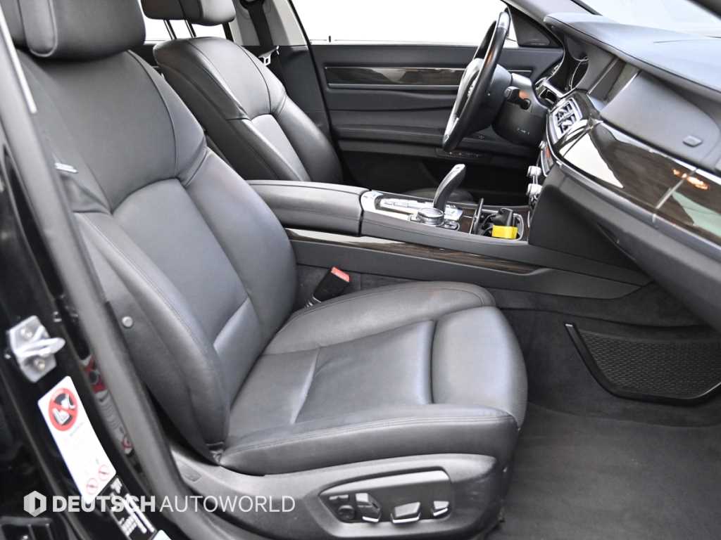 BMW 7 Series - Vista 10