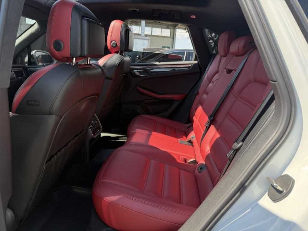 Porsche Macan - Vista 8
