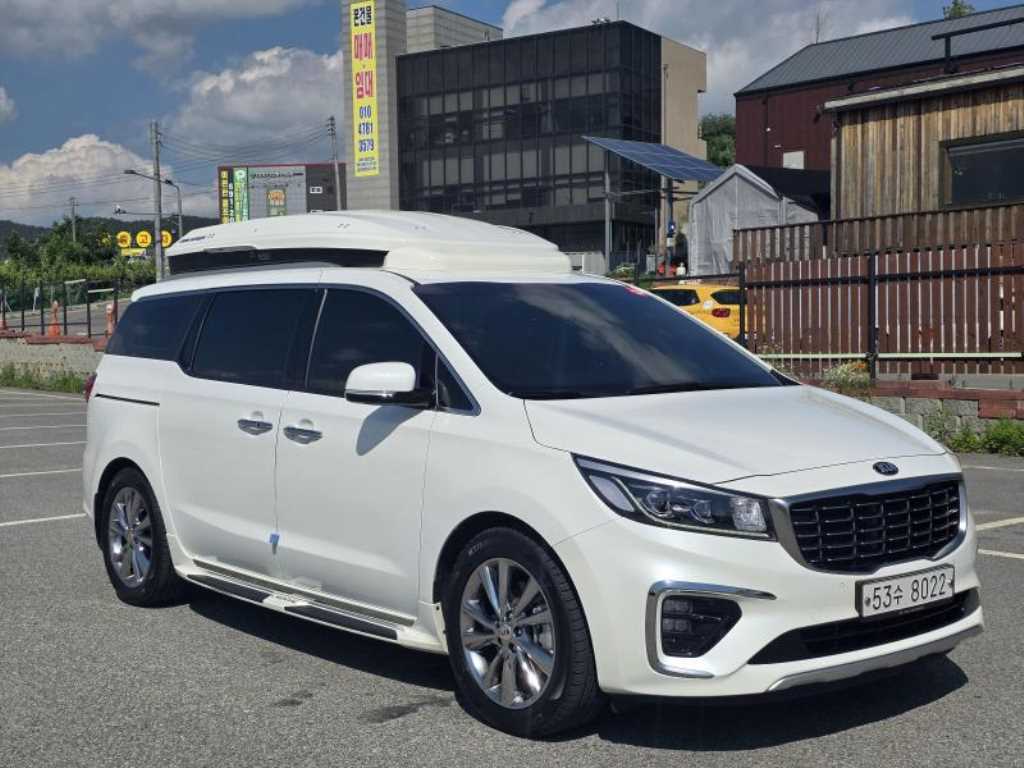 KIA Carnival - Vista 3