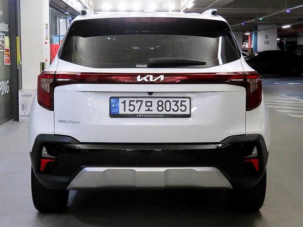 KIA Seltos - Vista 5