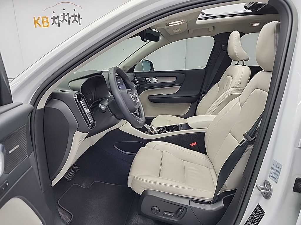 Volvo XC40 - Vista 11