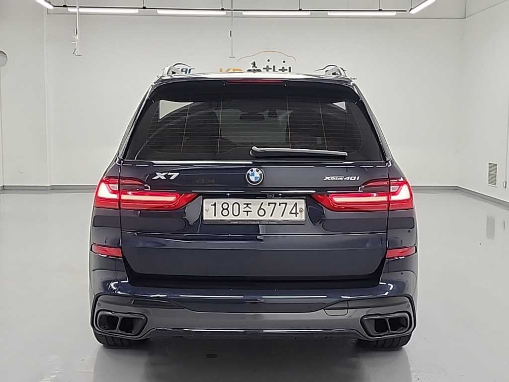 BMW X7 - Vista 3