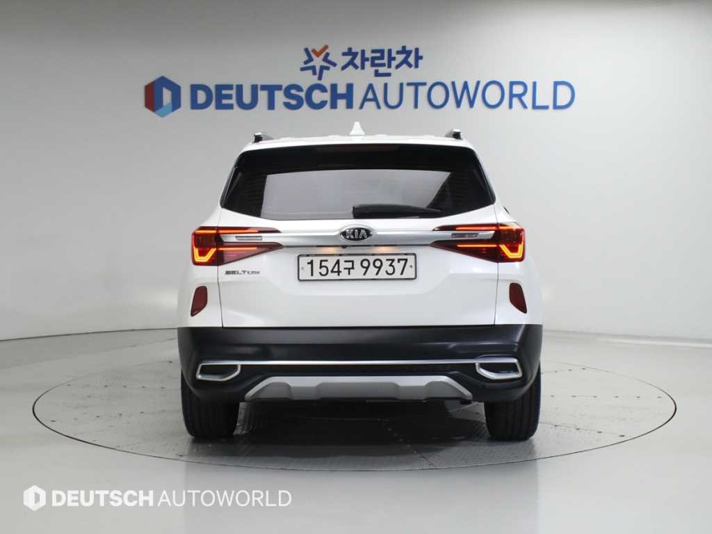 KIA Seltos - Vista 4