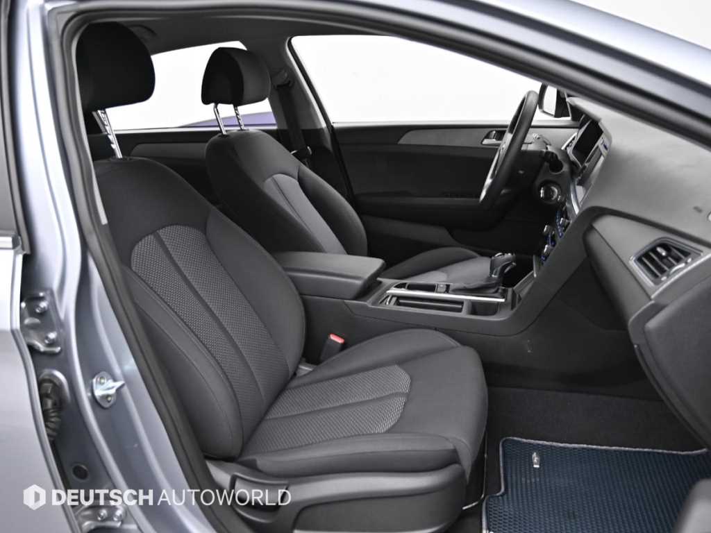 HYUNDAI Sonata - Vista 10