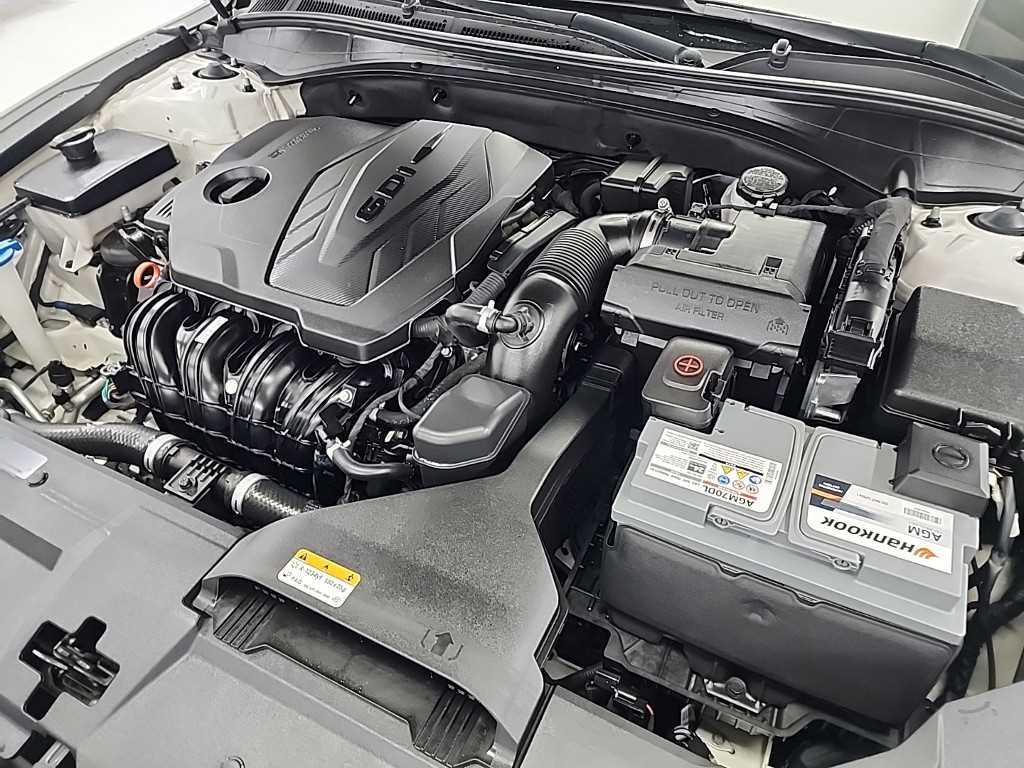 HYUNDAI Grandeur - Vista 5