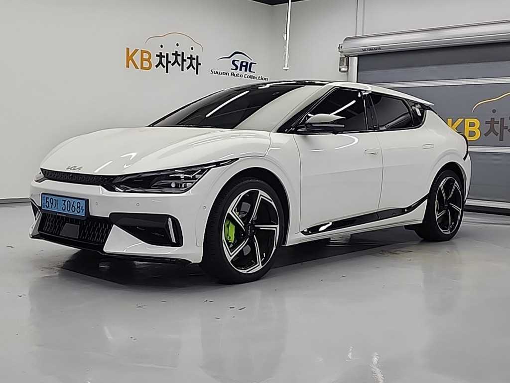 KIA EV6 2023 Blanco - Importación desde Corea - HF Imports Iquique - Foto 1