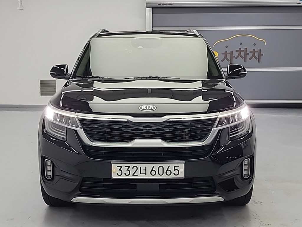 KIA Seltos - Vista 2