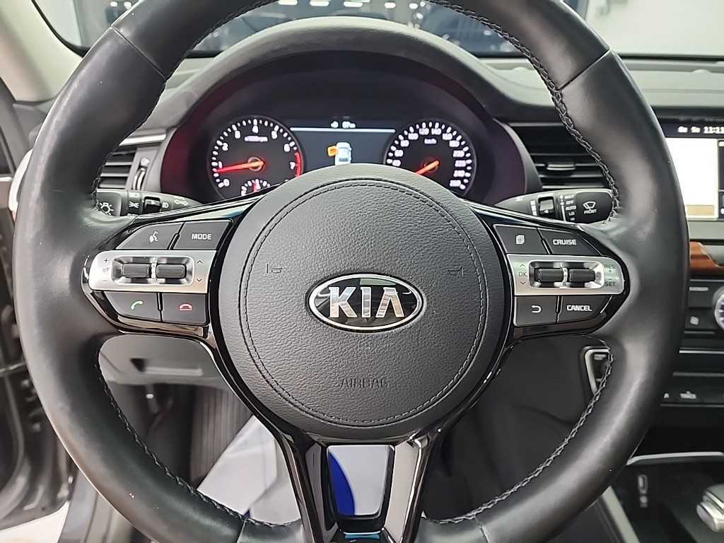 KIA K7 - Vista 9