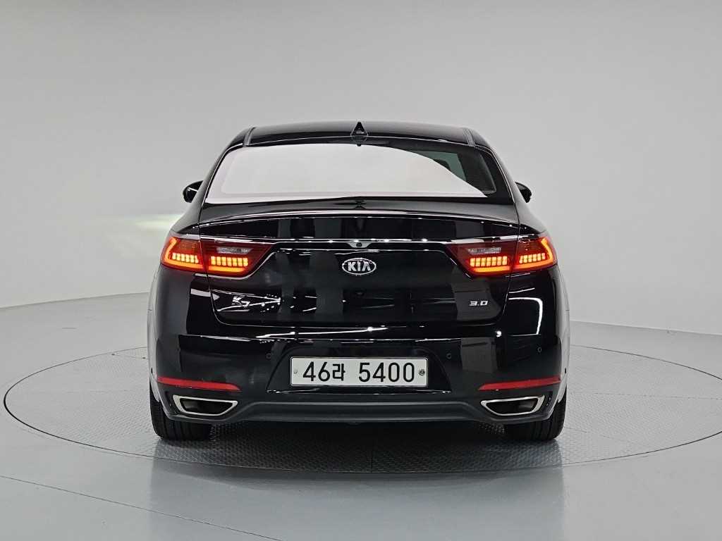 KIA K7 - Vista 3