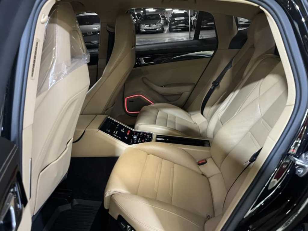 Porsche Panamera - Vista 7
