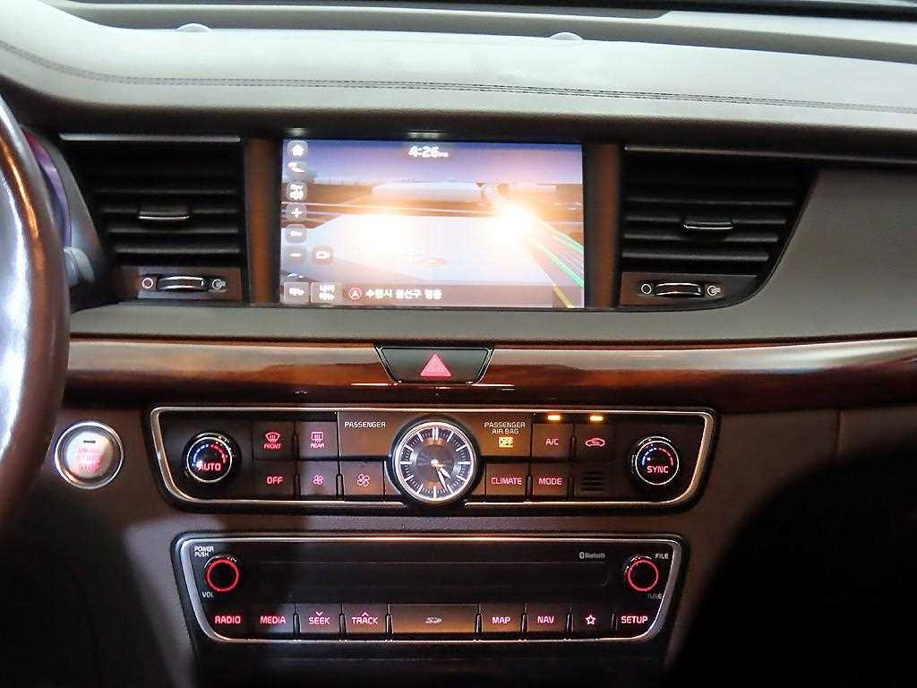 KIA K7 - Vista 11