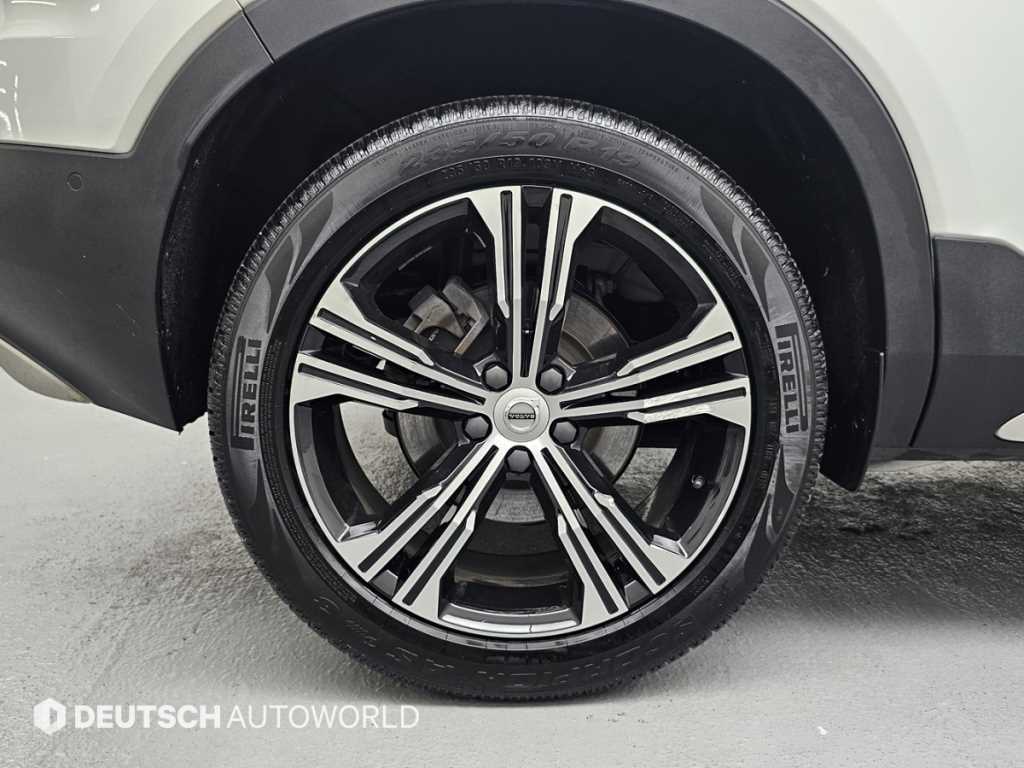 Volvo XC40 - Vista 5