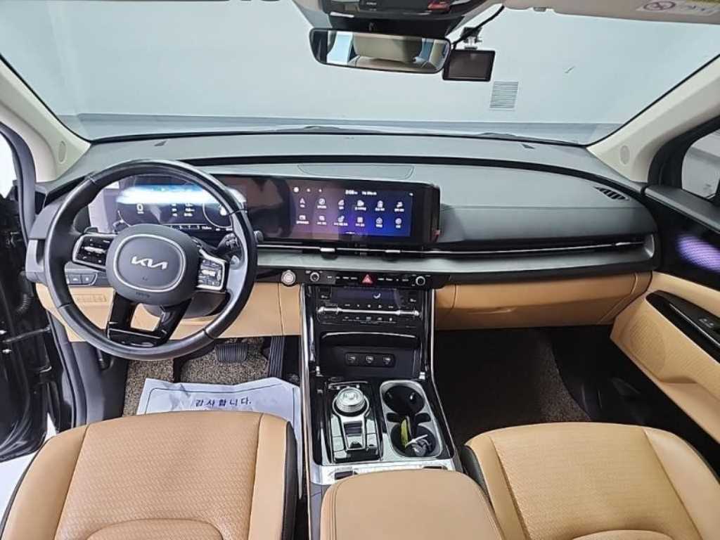 KIA Carnival - Vista 6