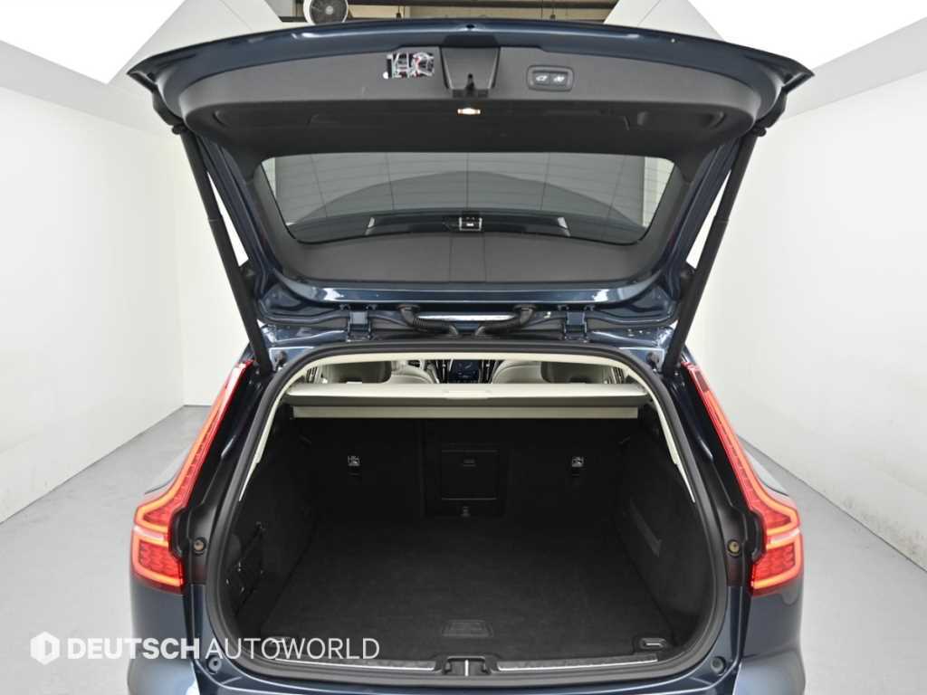Volvo V60 2020 Azul - Importación desde Corea - HF Imports Iquique - Foto 19