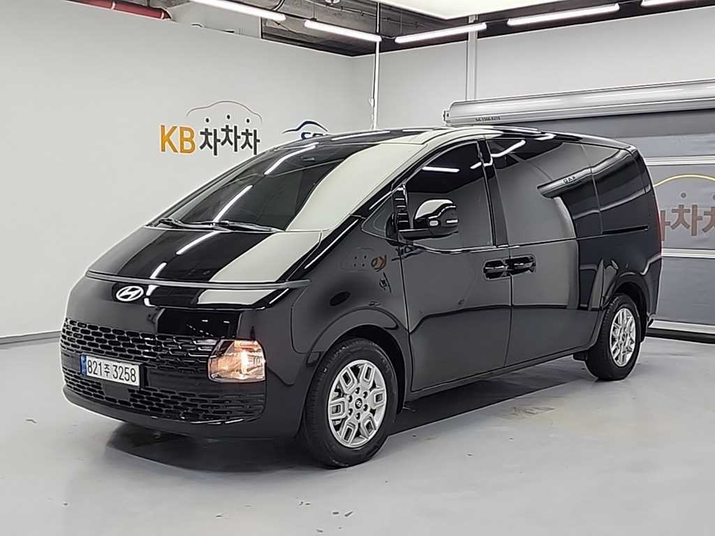 HYUNDAI Staria 2025 Negro - Importación desde Corea - HF Imports Iquique - Foto 1