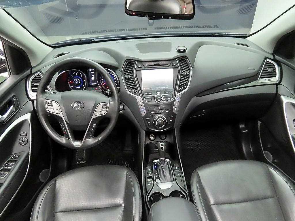 HYUNDAI Maxcruz - Vista 8