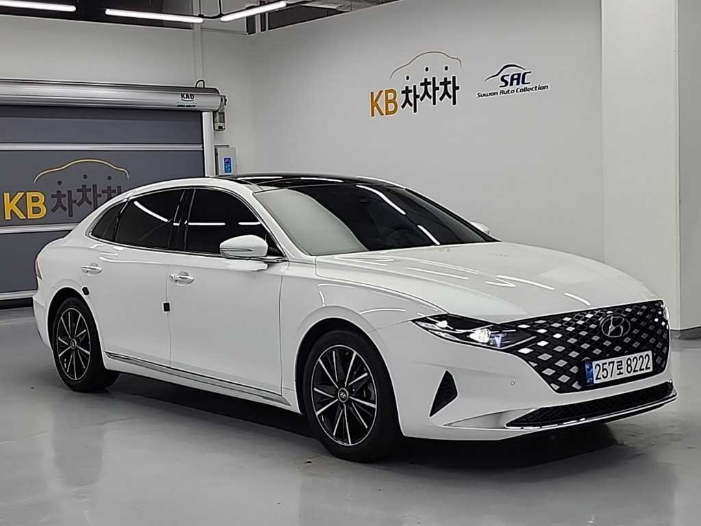 HYUNDAI Grandeur - Vista 2
