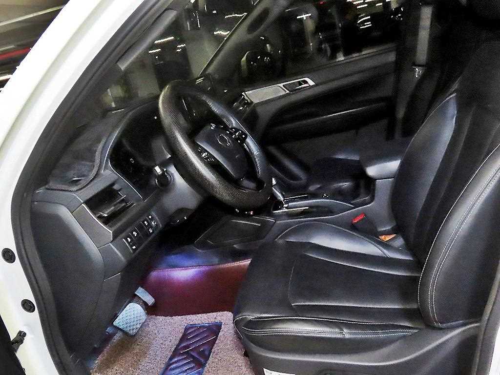 Ssangyong Rexton - Vista 6