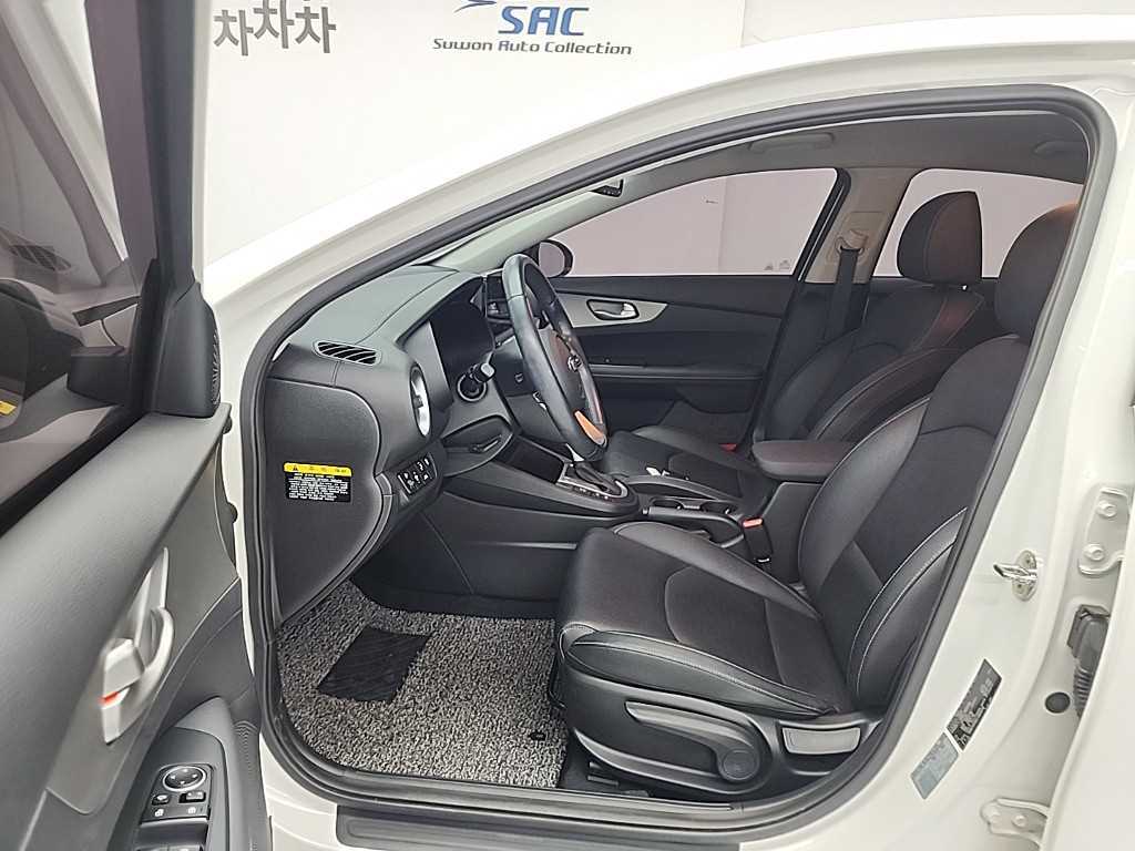 KIA K3 - Vista 11