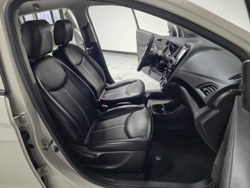 Chevrolet Spark - Vista 10