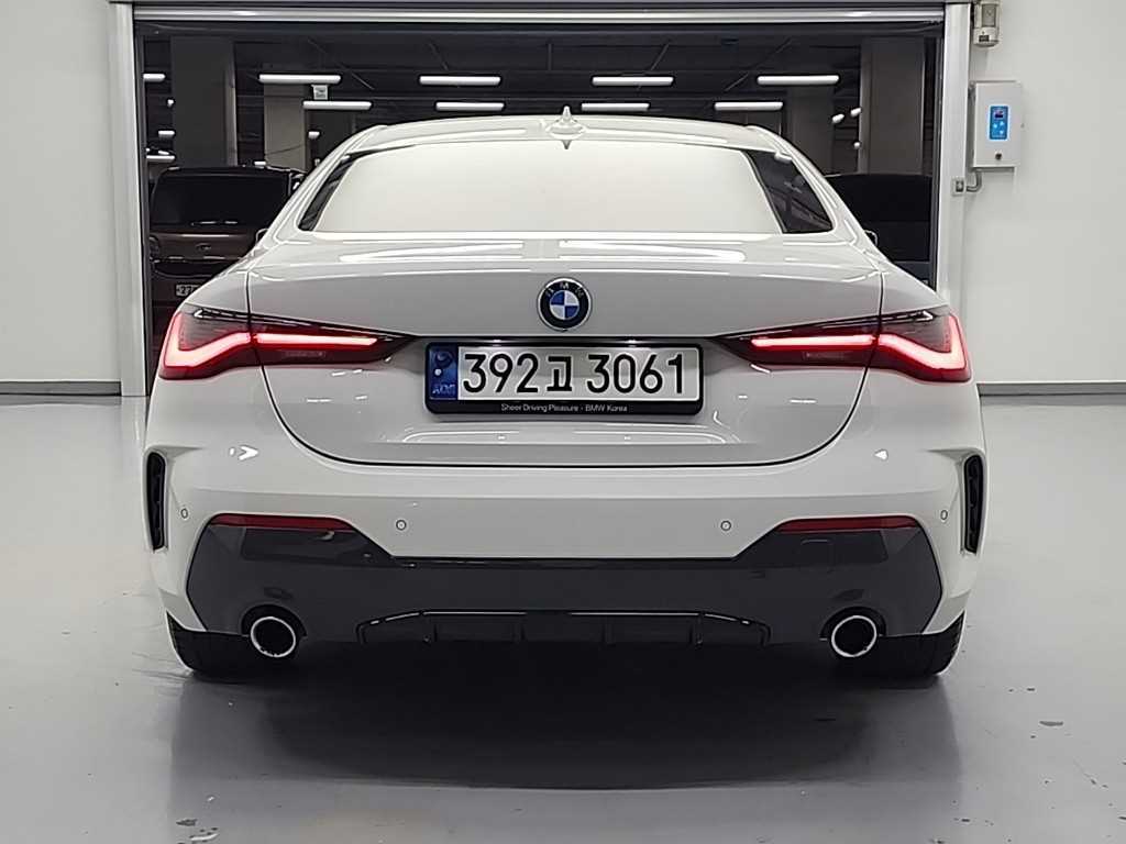 BMW 4 Series - Vista 4