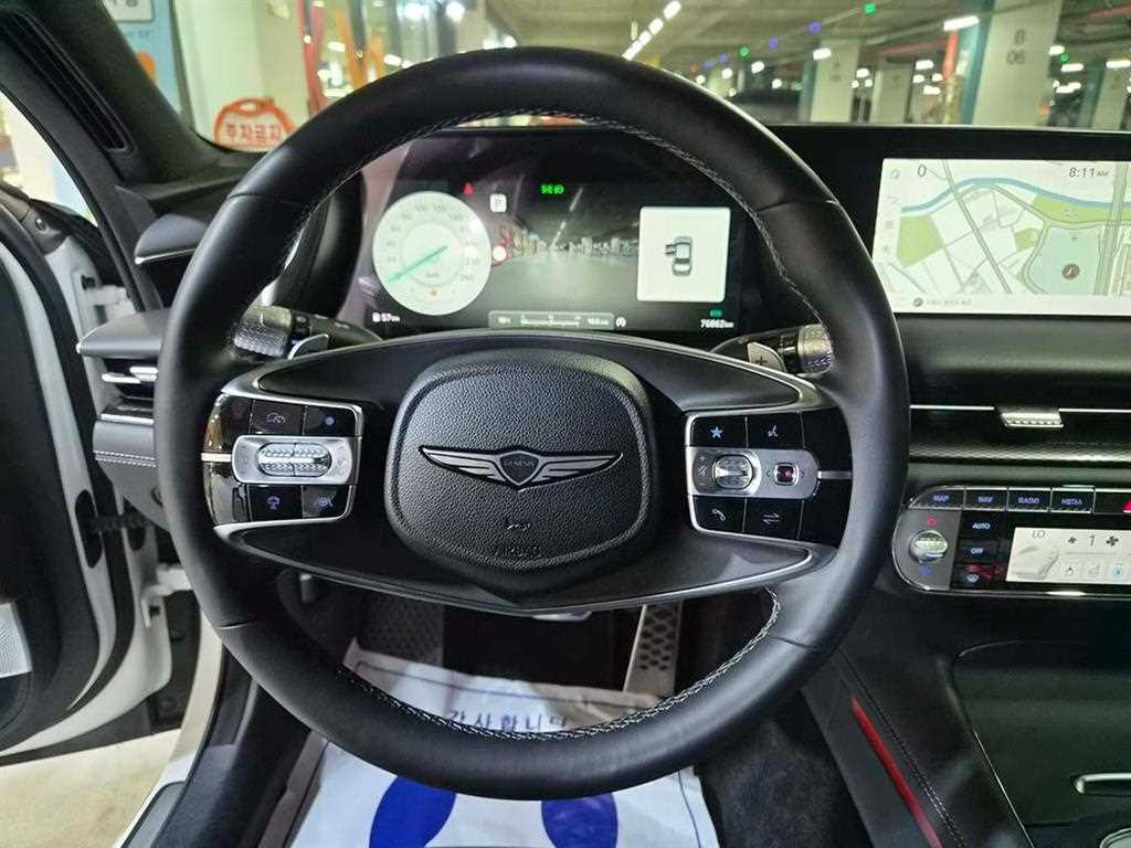 Genesis G90 - Vista 8