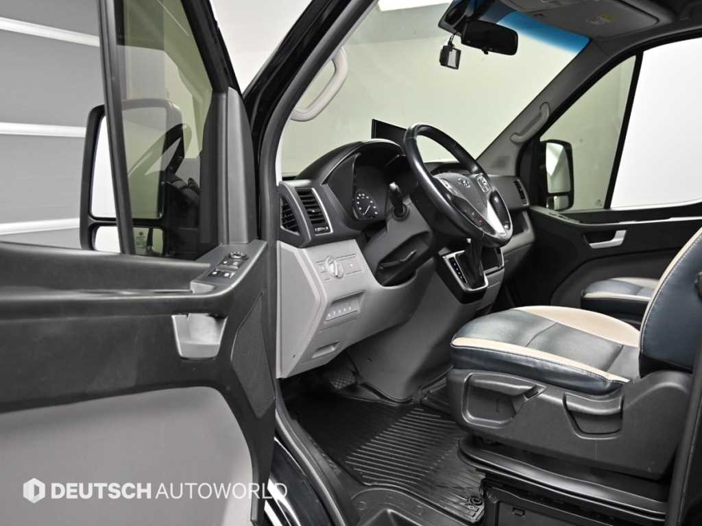 HYUNDAI Solati - Vista 11
