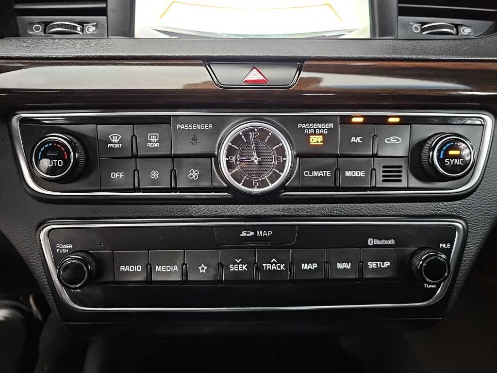 KIA K7 - Vista 10
