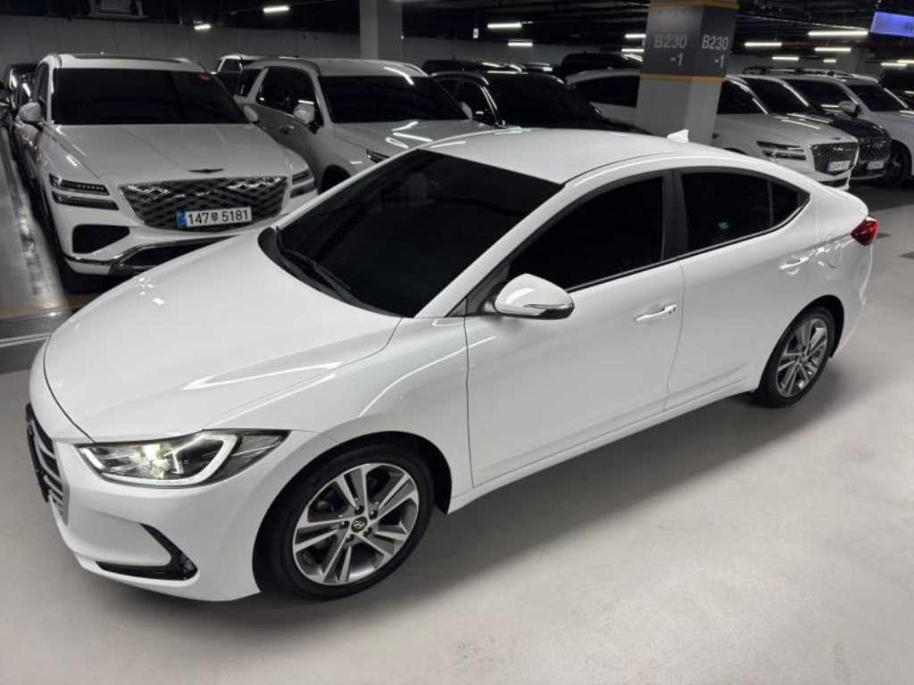 HYUNDAI Avante 2018 - Importación desde Corea - HF Imports Iquique - Foto 1