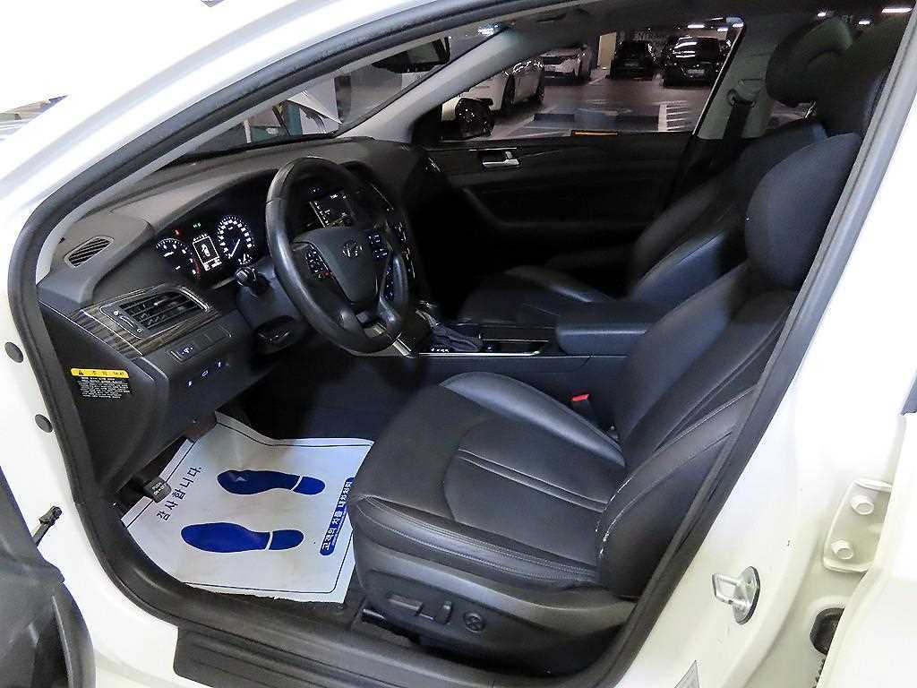 HYUNDAI Sonata - Vista 6