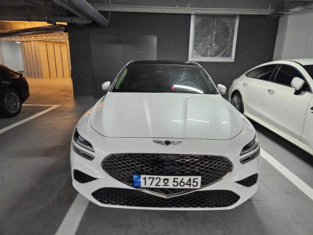 Genesis G70 2023 Blanco - Importación desde Corea - HF Imports Iquique - Foto 1