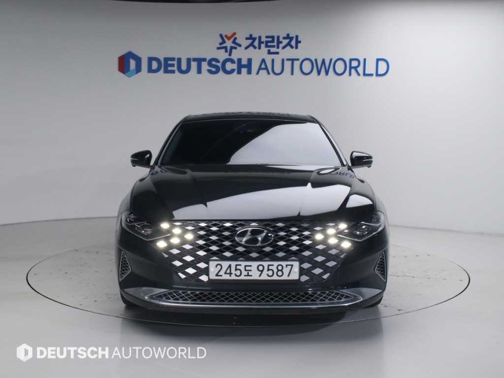 HYUNDAI Grandeur - Vista 3