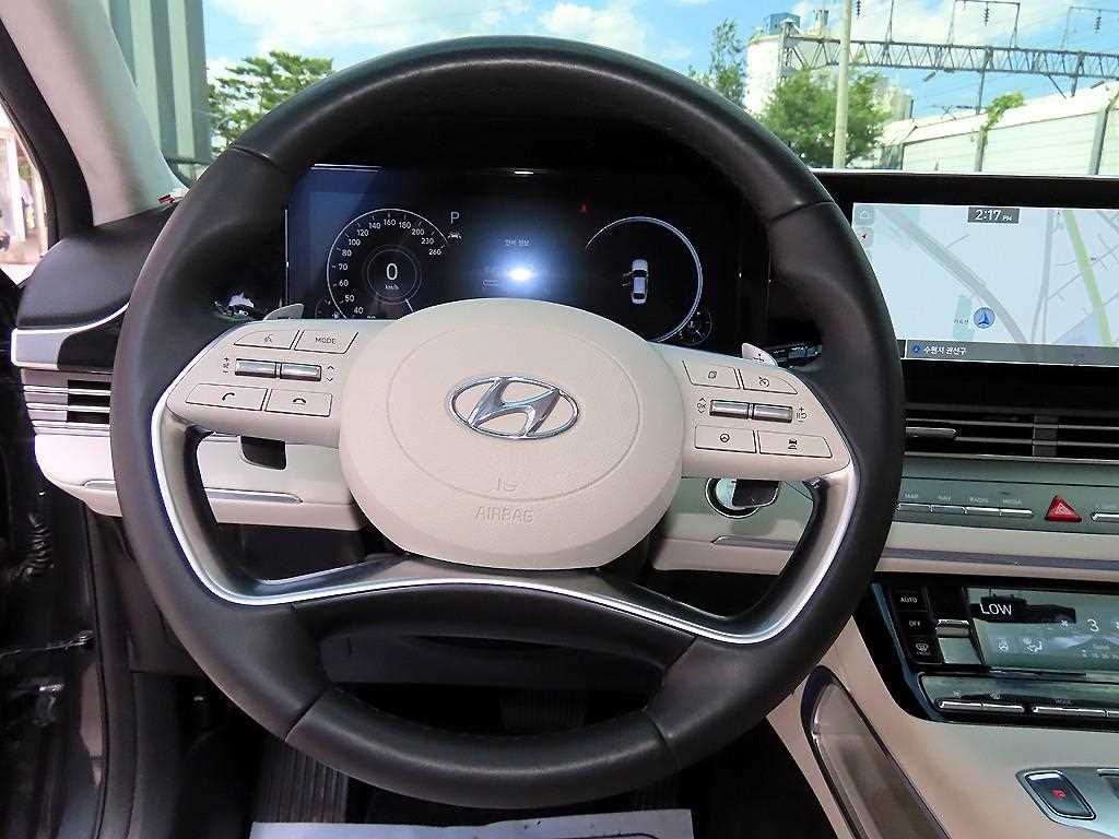 HYUNDAI Grandeur - Vista 9