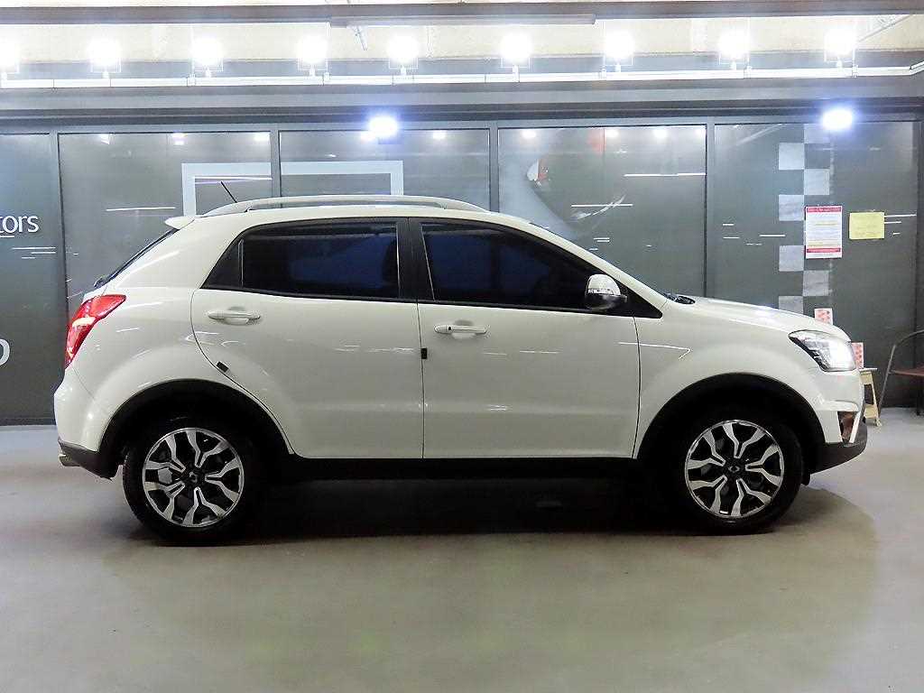 Ssangyong Korando - Vista 3