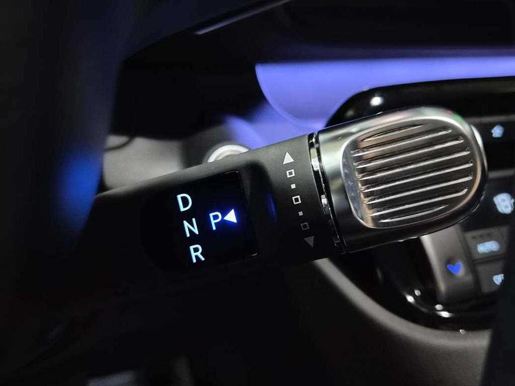 HYUNDAI Casper - Vista 11