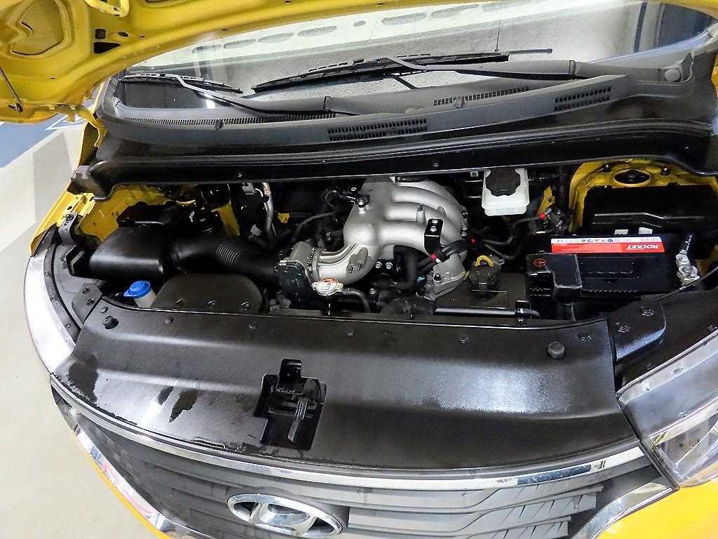 HYUNDAI Starex 2021 Amarillo - Importación desde Corea - HF Imports Iquique - Foto 16