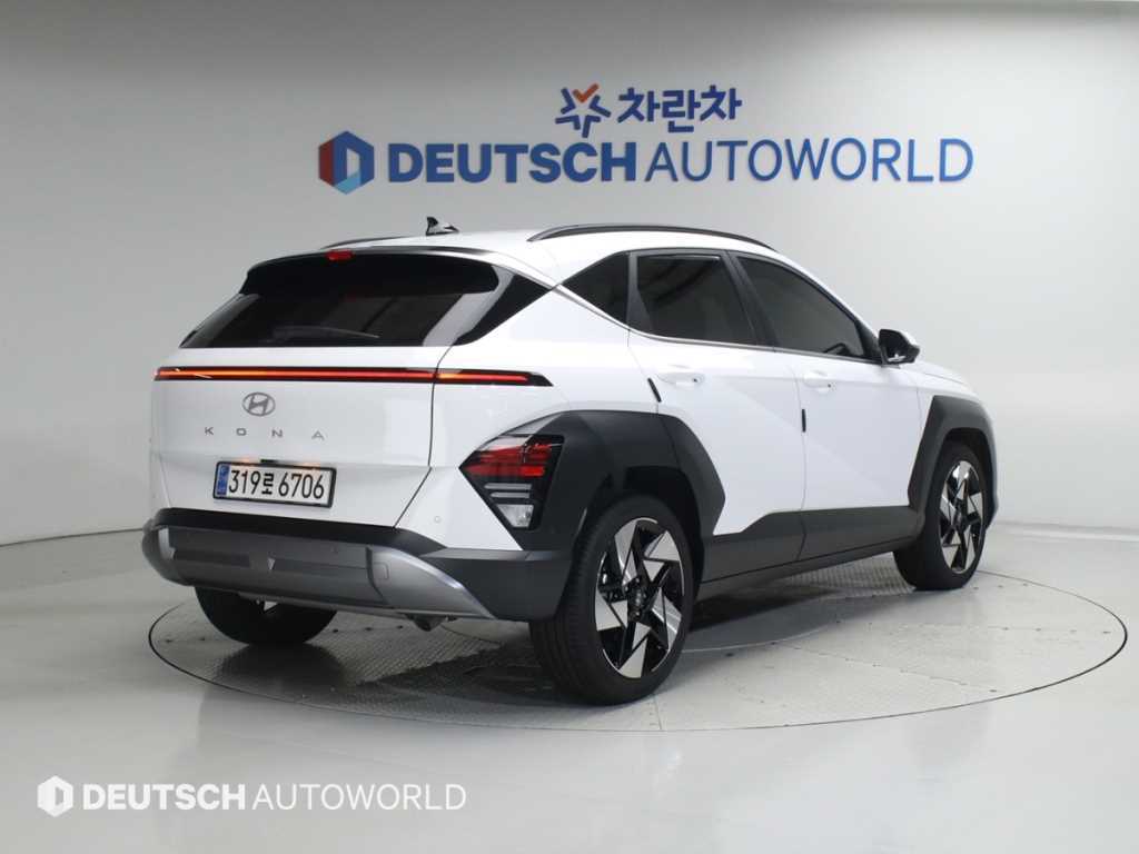 HYUNDAI Kona - Vista 2