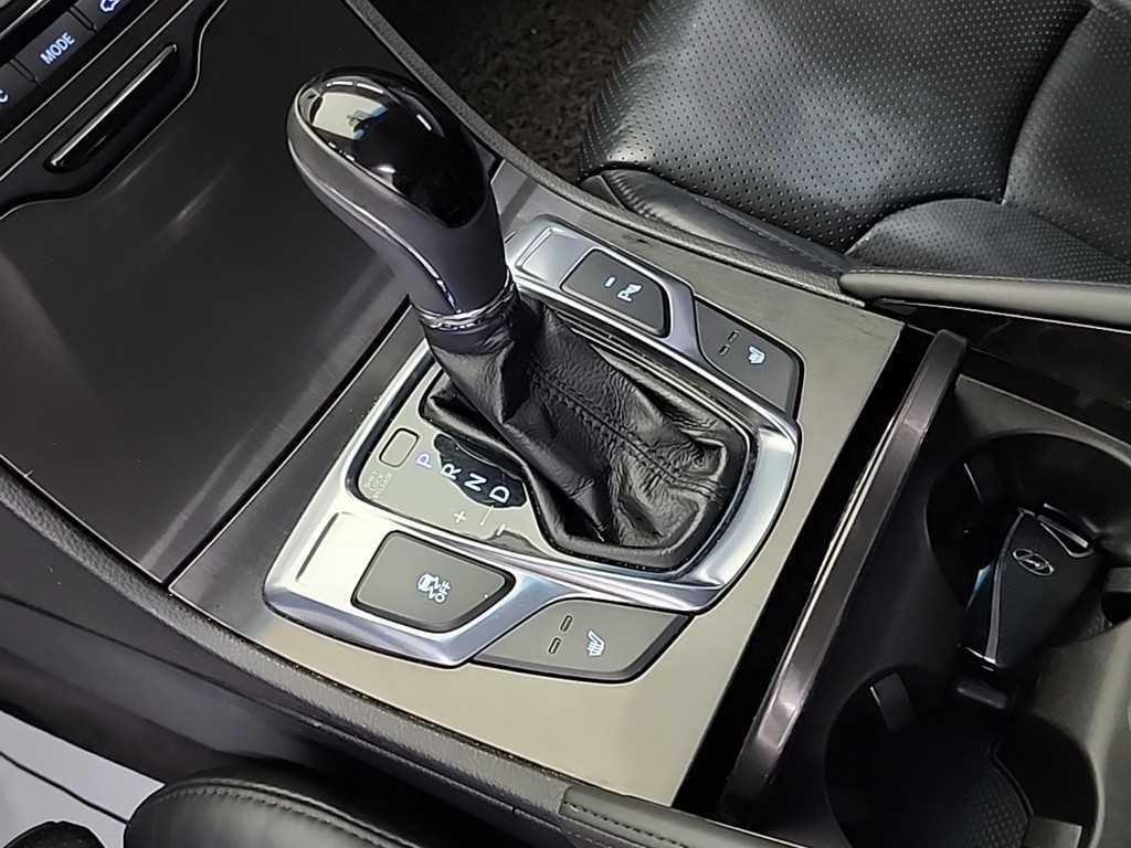 HYUNDAI Grandeur - Vista 8
