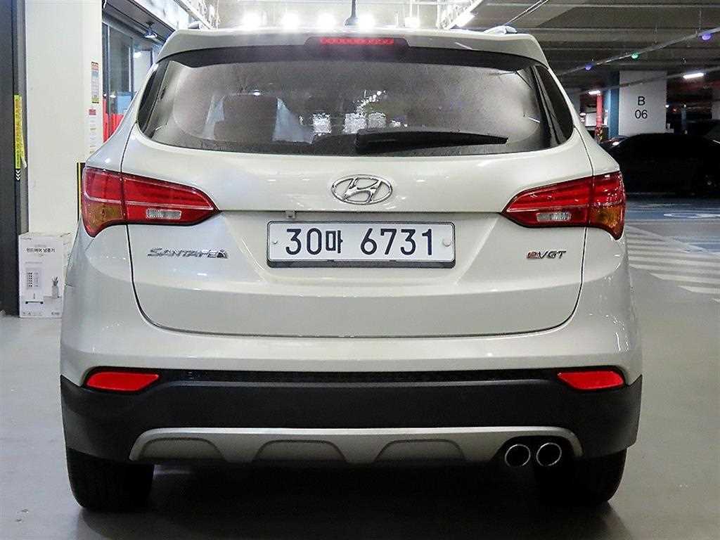 HYUNDAI Santa Fe - Vista 5