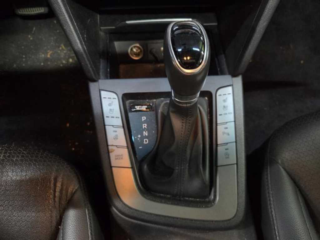 HYUNDAI Avante 2016 Azul - Importación desde Corea - HF Imports Iquique - Foto 14